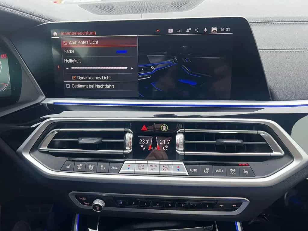 BMW X5 M50 i Laser Pano DrivAssProf Standheiz AHK3,5t 05/2022-photo-16