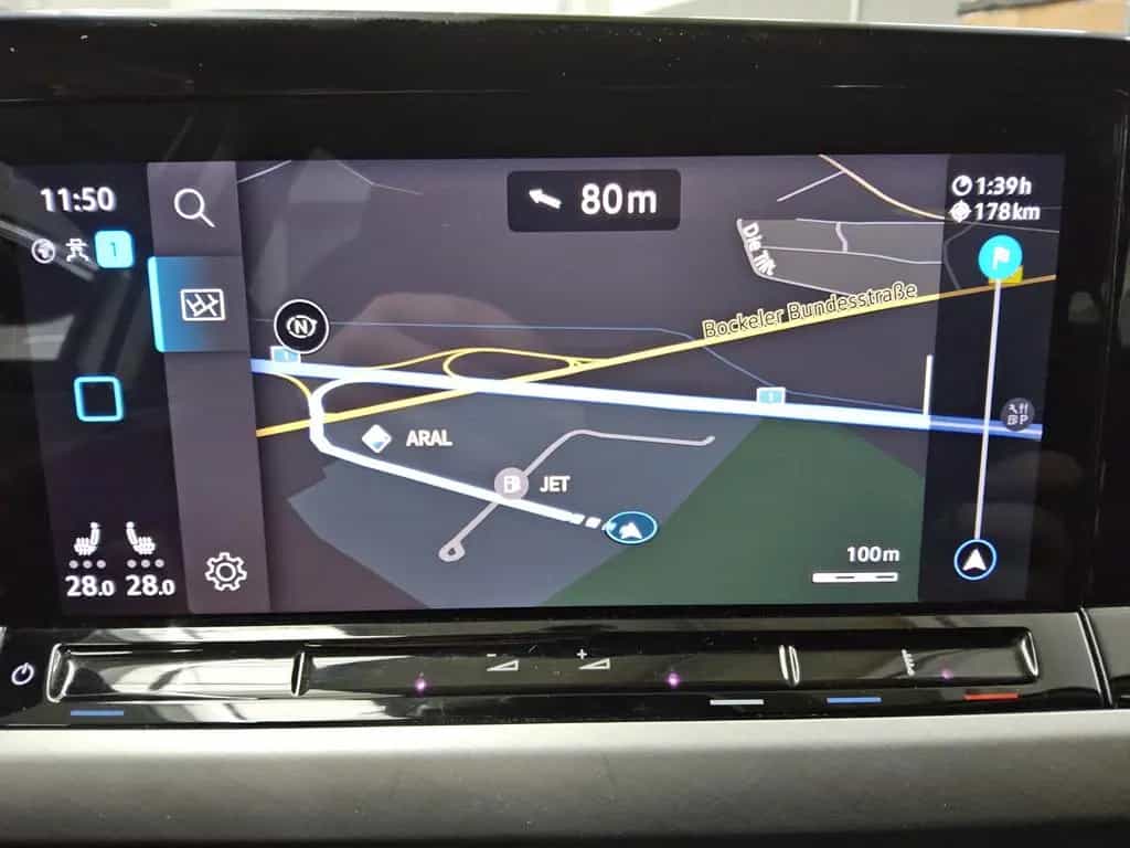 Volkswagen Golf -8 1.5 TSI Life Navi LED ACC PDC 05/2021-photo-6