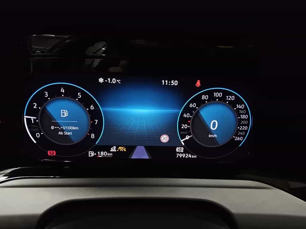 Volkswagen Golf -8 1.5 TSI Life Navi LED ACC PDC 05/2021-photo-7