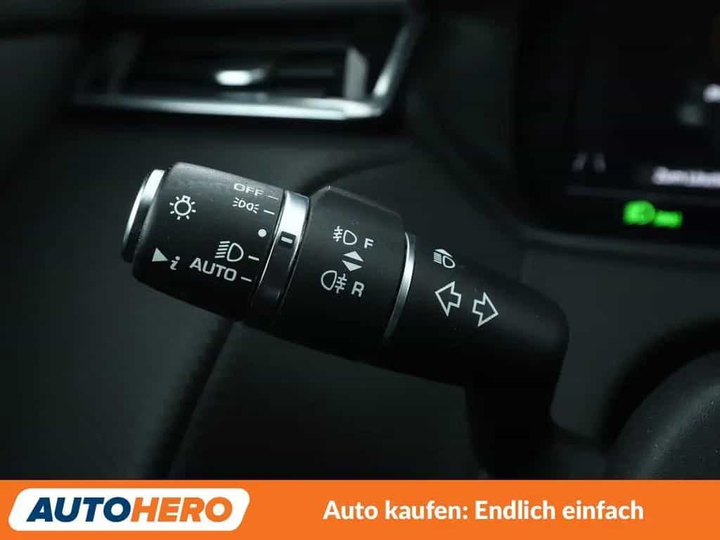 Land Rover Range Rover Rover Velar 2.0 Si4 TwinTurbo R-Dynamic SE 10/2018-photo-26