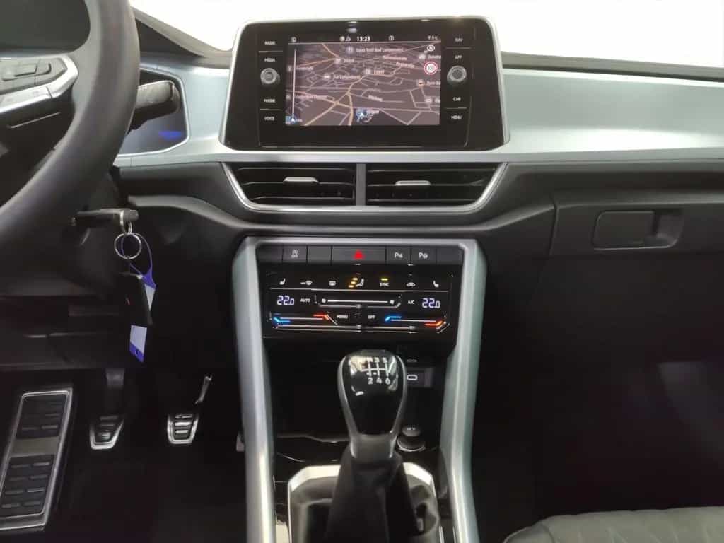 Volkswagen T-Roc 1.0 TSI Goal Navi LED Apple CarPlay 07/2025-photo-4