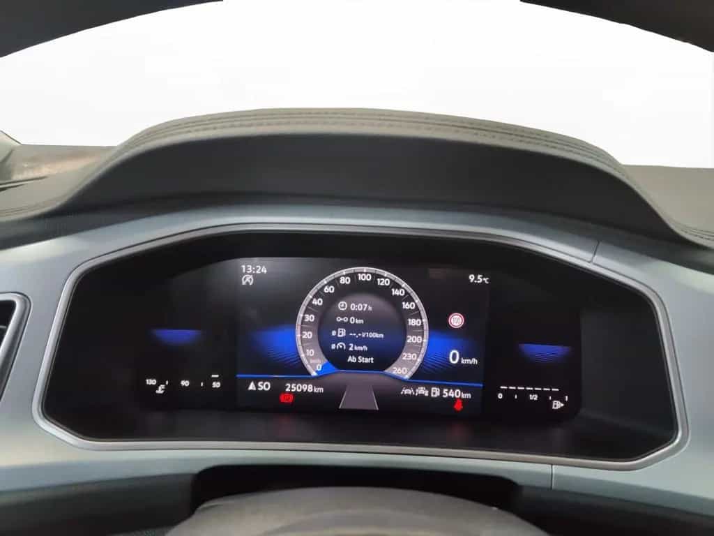 Volkswagen T-Roc 1.0 TSI Goal Navi LED Apple CarPlay 07/2025-photo-5