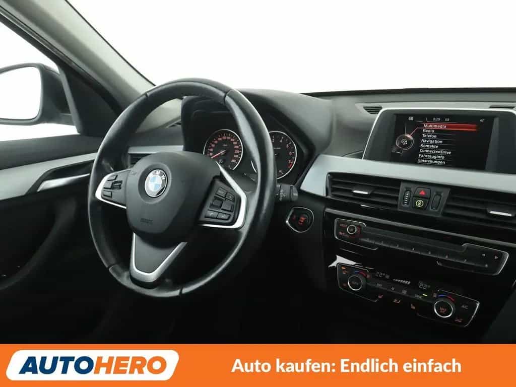 BMW X1 sDrive 18i Advantage *NAVI*TEMPO*PDC*KLIMA* 04/2016-photo-12