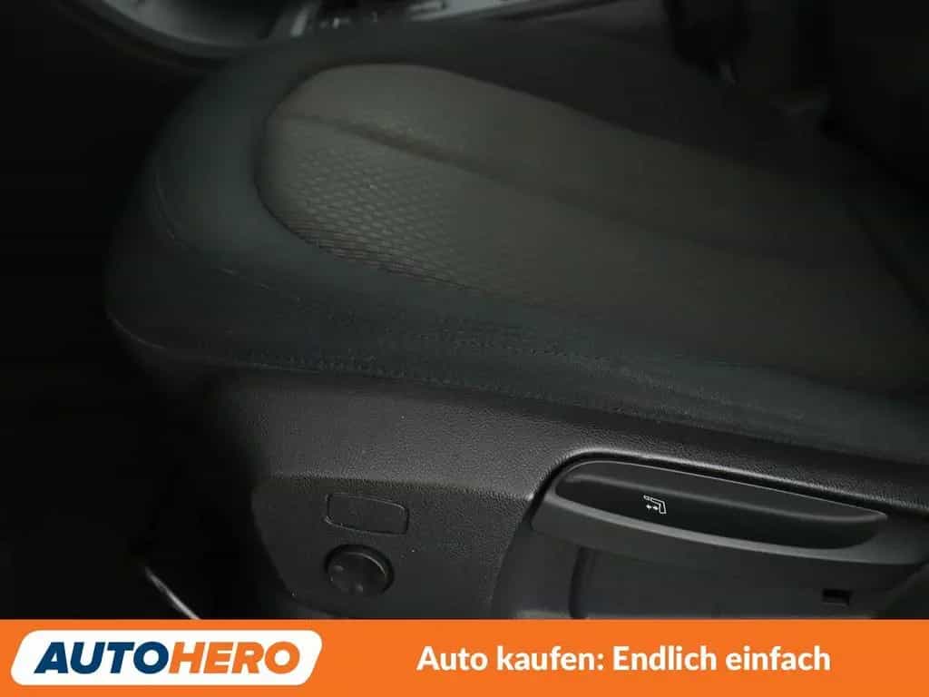 BMW X1 sDrive 18i Advantage *NAVI*TEMPO*PDC*KLIMA* 04/2016-photo-36