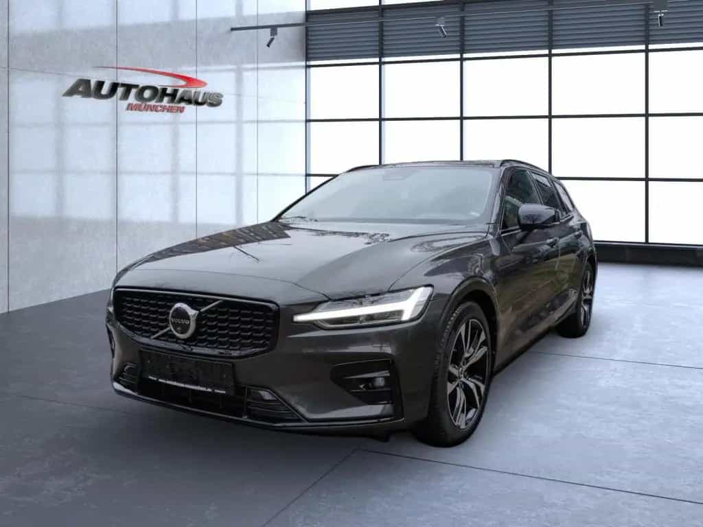 Volvo V60 Plus Dark 02/2024-photo-2