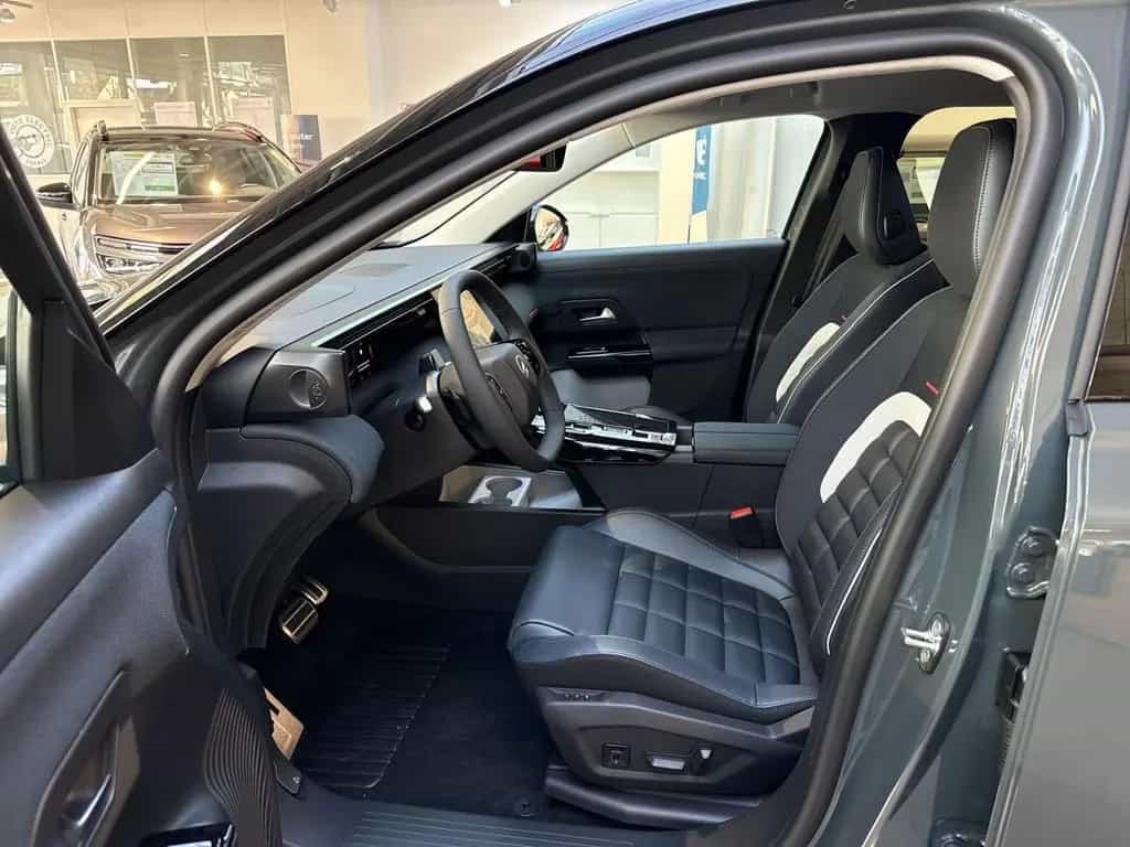 Citroën C5 Aircross 1.2 Mild-Hybrid 145 MAX 11/2025-photo-11