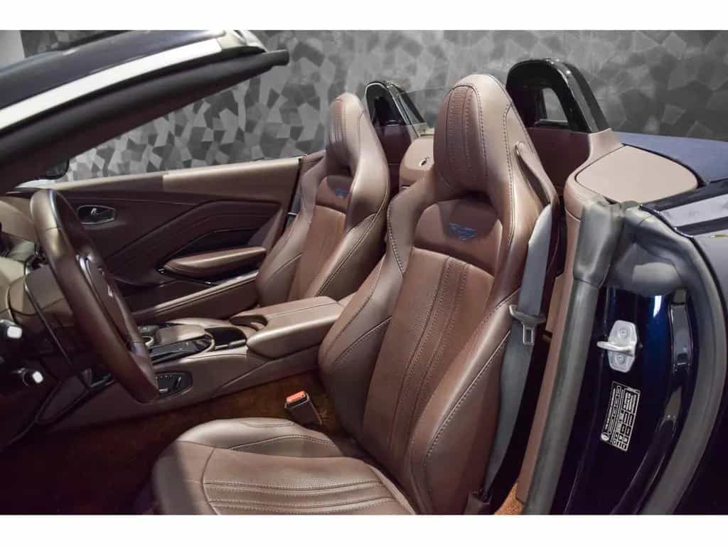Aston Martin V8 Vantage ROADSTER - Ultramarine Black 07/2022-photo-8