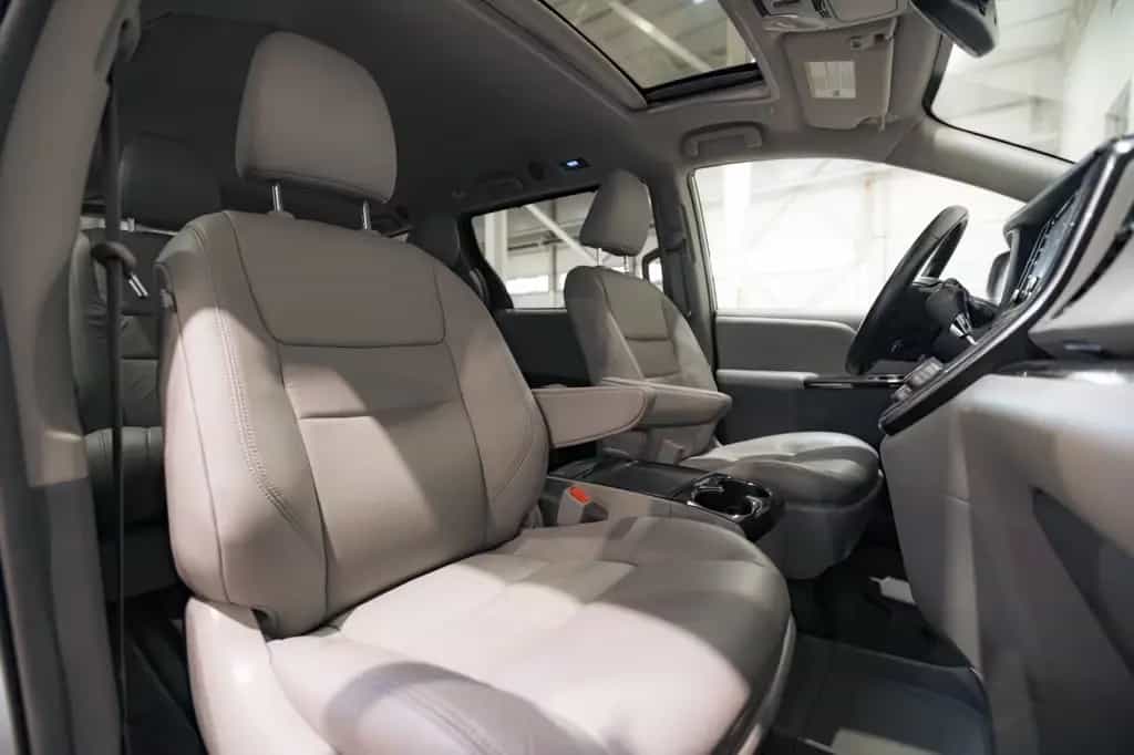 Toyota Sienna 3.5 V6 LIMITED 8 Sitze Leder RKam SpurH 08/2019-photo-12