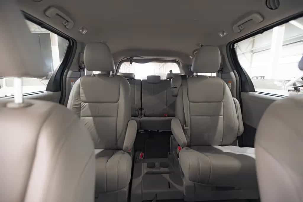 Toyota Sienna 3.5 V6 LIMITED 8 Sitze Leder RKam SpurH 08/2019-photo-13