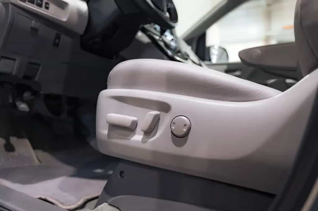 Toyota Sienna 3.5 V6 LIMITED 8 Sitze Leder RKam SpurH 08/2019-photo-24