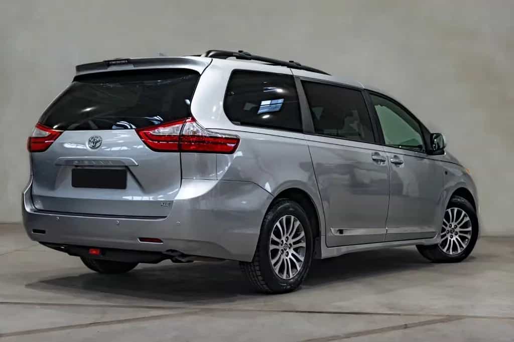 Toyota Sienna 3.5 V6 LIMITED 8 Sitze Leder RKam SpurH 08/2019-photo-4