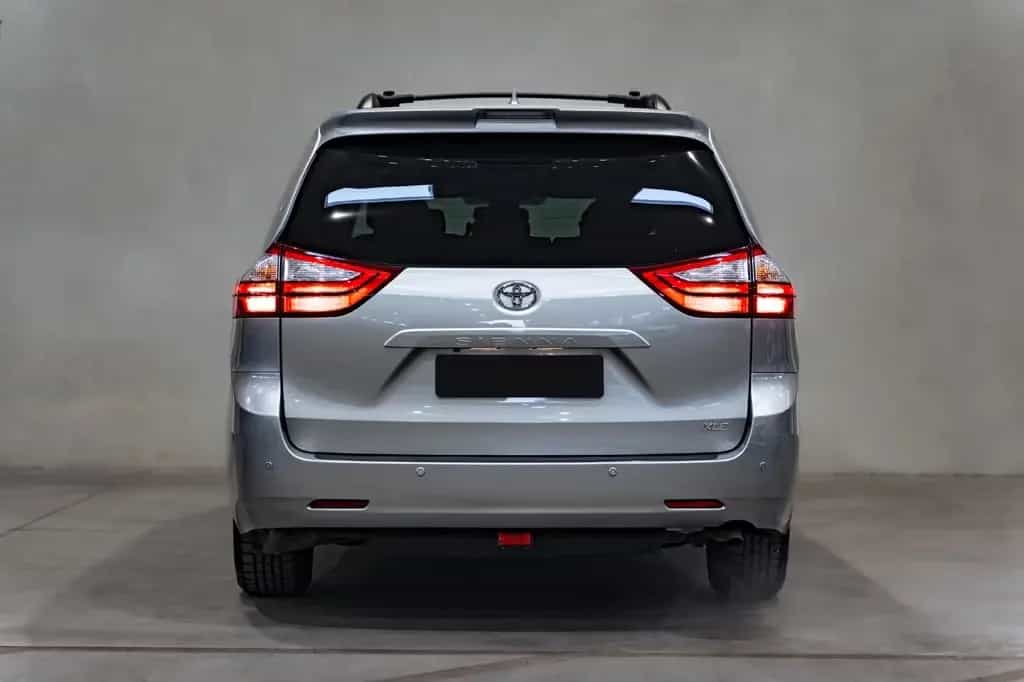 Toyota Sienna 3.5 V6 LIMITED 8 Sitze Leder RKam SpurH 08/2019-photo-5