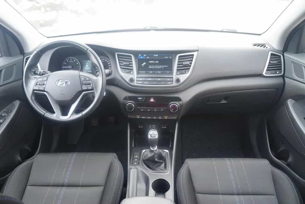 Hyundai TUCSON 1.6 blue Classic Navi Sitzheizung Kamera 06/2018-photo-10