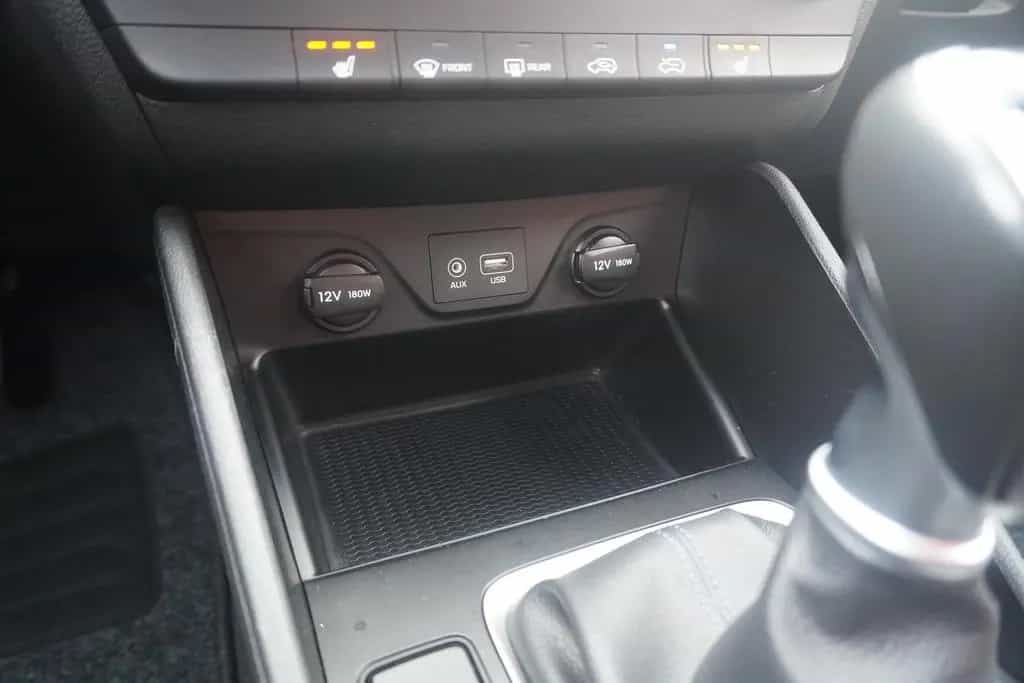 Hyundai TUCSON 1.6 blue Classic Navi Sitzheizung Kamera 06/2018-photo-23