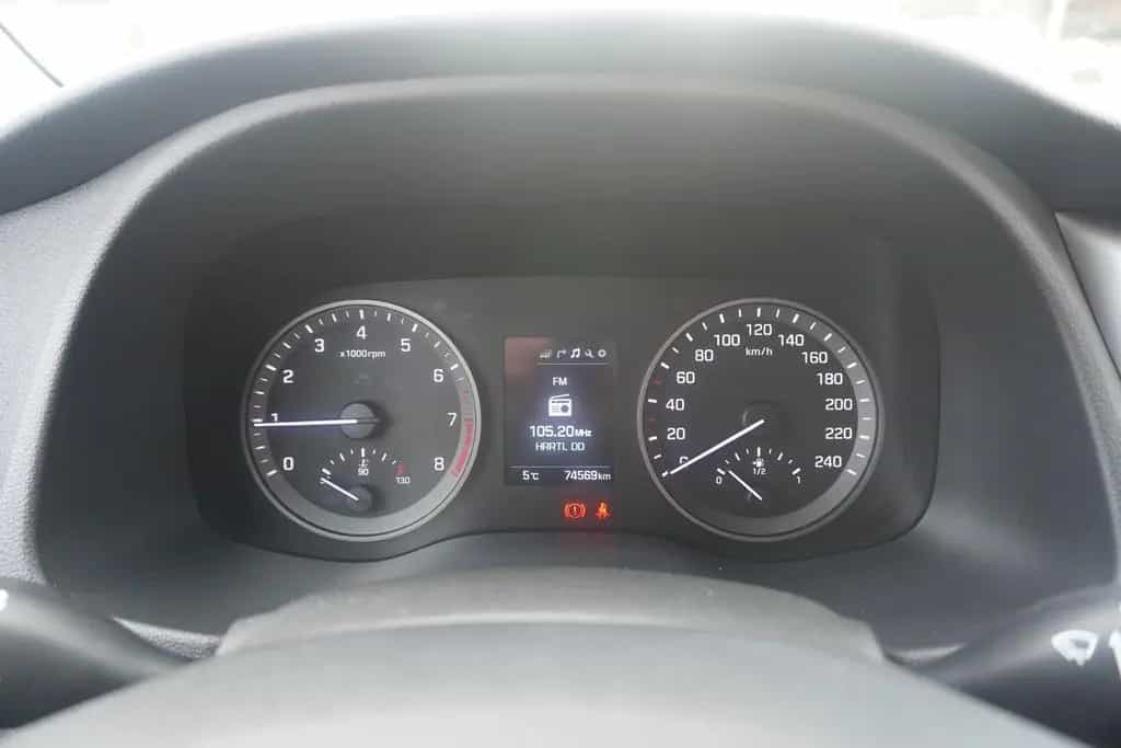 Hyundai TUCSON 1.6 blue Classic Navi Sitzheizung Kamera 06/2018-photo-26