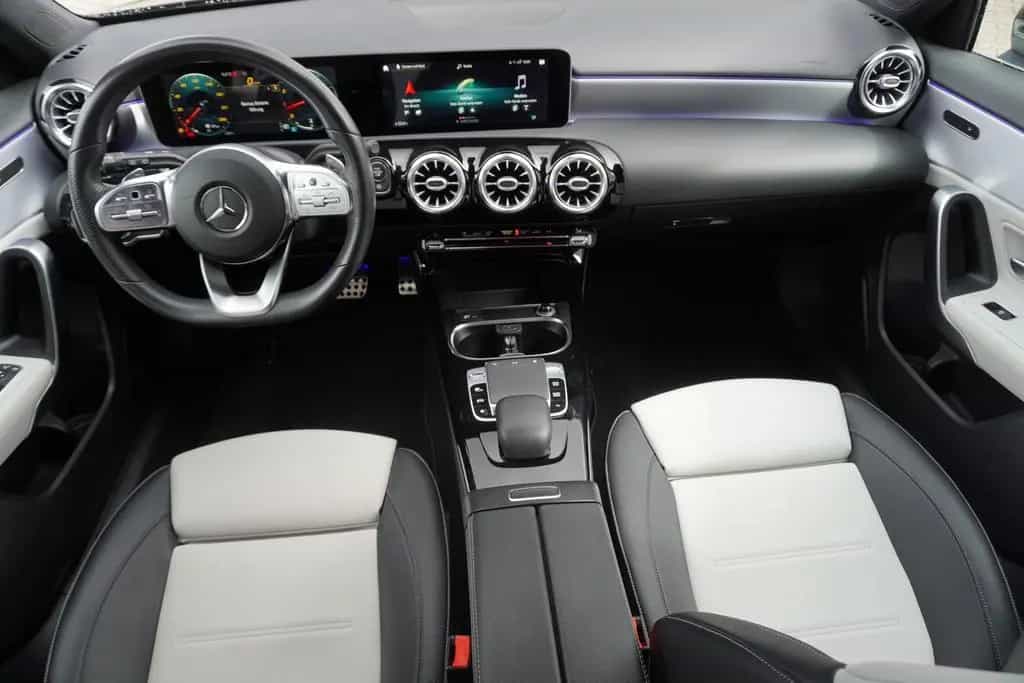 Mercedes-Benz A-Class AMG Line LED Navi Virtual Cockpit Bluetooth 05/2019-photo-11