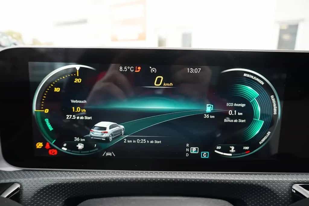 Mercedes-Benz A-Class AMG Line LED Navi Virtual Cockpit Bluetooth 05/2019-photo-19