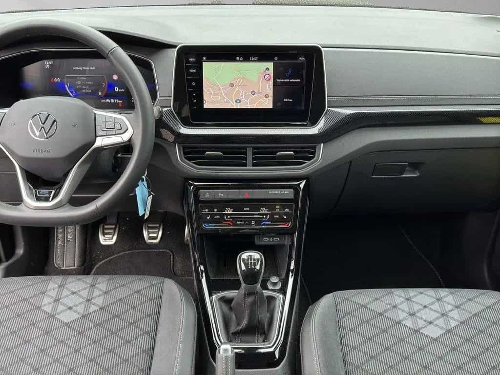 Volkswagen T-Cross 1.0 l TSI R-Line AHK-NAVI-RFK-KLIMA-APP- 06/2025-photo-15