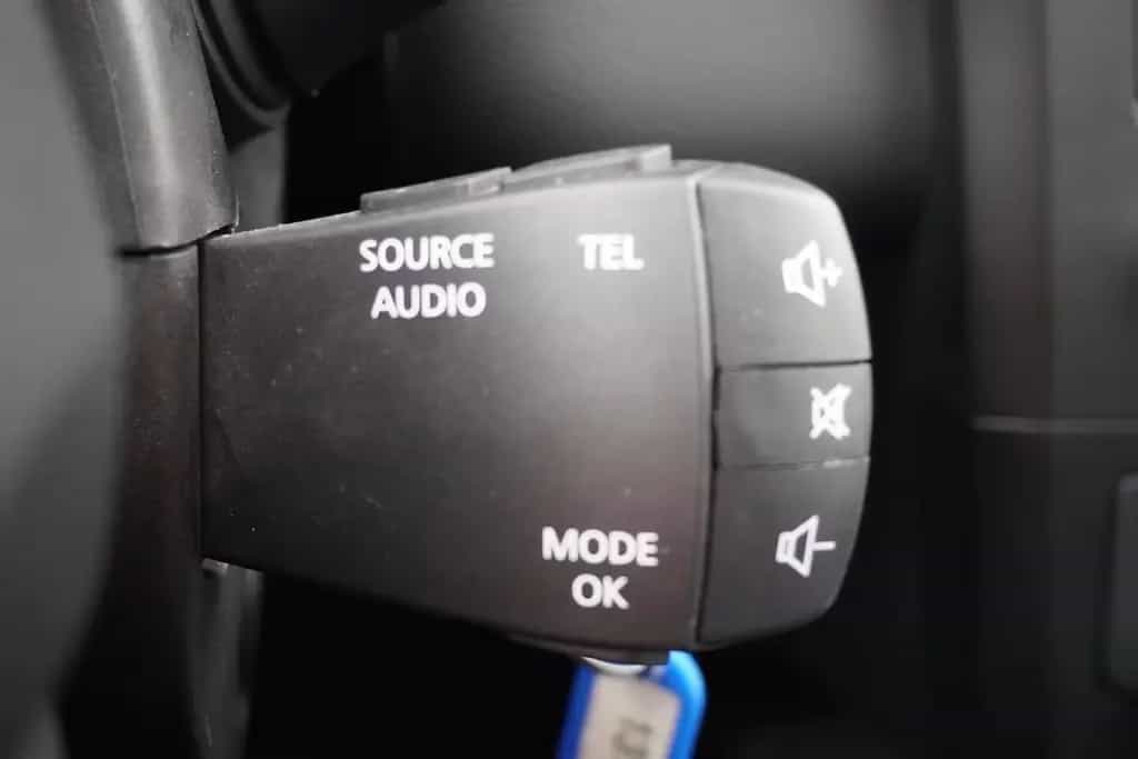 Renault Kadjar 1.2 TCE Standheizung Tempomat AHK Klima 06/2019-photo-17