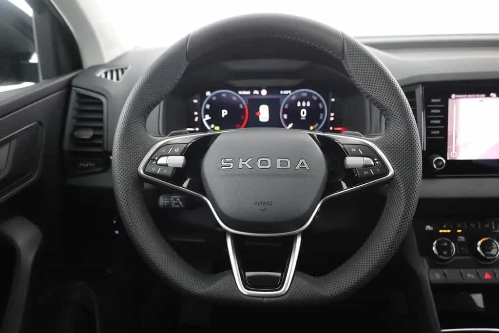 Skoda Karoq 1.5 TSI DSG LED ACC Navi Kamera AHK 01/2026-photo-13