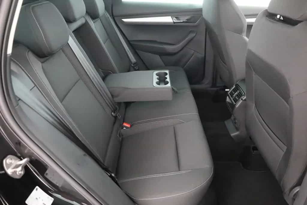 Skoda Karoq 1.5 TSI DSG LED ACC Navi Kamera AHK 01/2026-photo-23