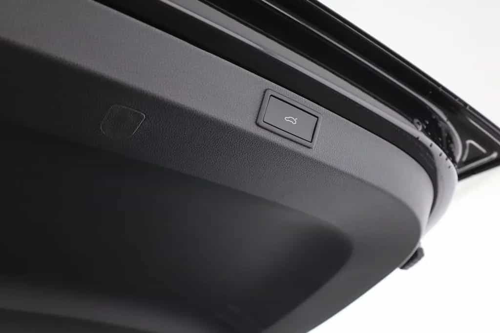 Skoda Karoq 1.5 TSI DSG LED ACC Navi Kamera AHK 01/2026-photo-27