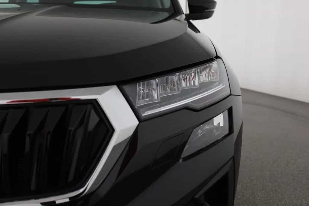 Skoda Karoq 1.5 TSI DSG LED ACC Navi Kamera AHK 01/2026-photo-28