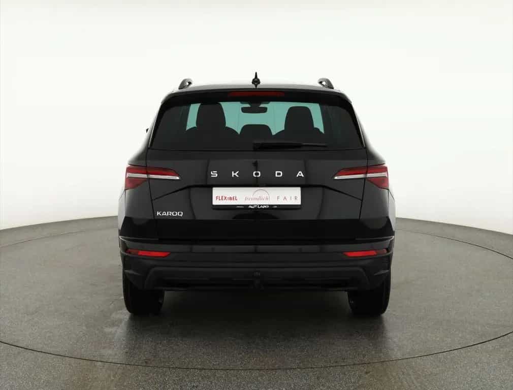 Skoda Karoq 1.5 TSI DSG LED ACC Navi Kamera AHK 01/2026-photo-3