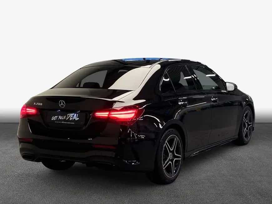 Mercedes-Benz A-Class 200 7G-DCT Lim. Special Edition 02/2026-photo-1