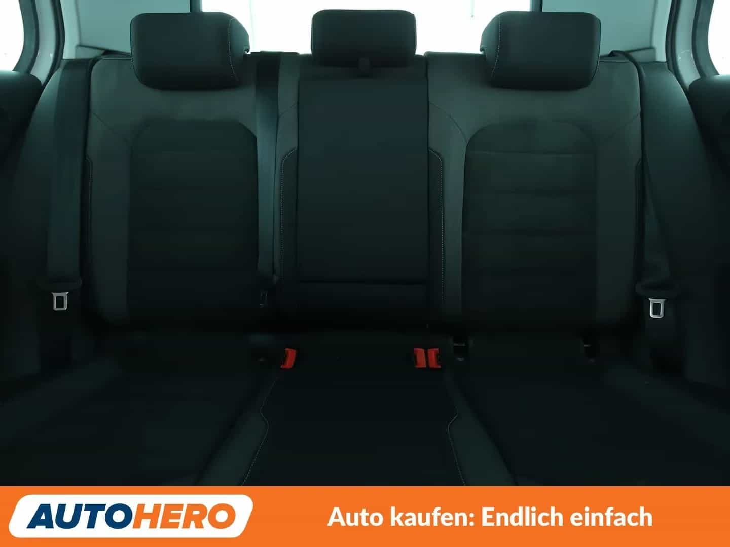 Volkswagen Golf 10/2019-photo-15
