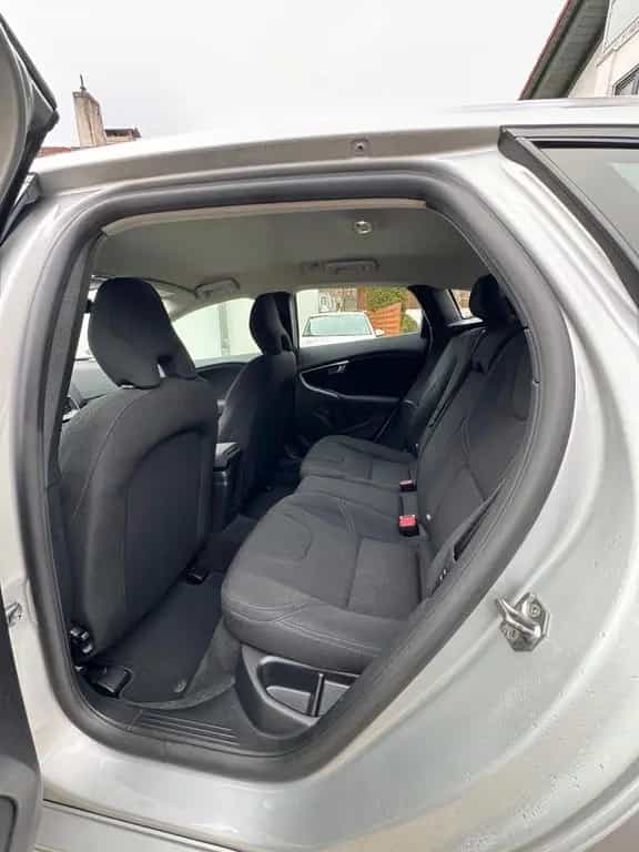 Volvo V40 T2 09/2016-photo-7
