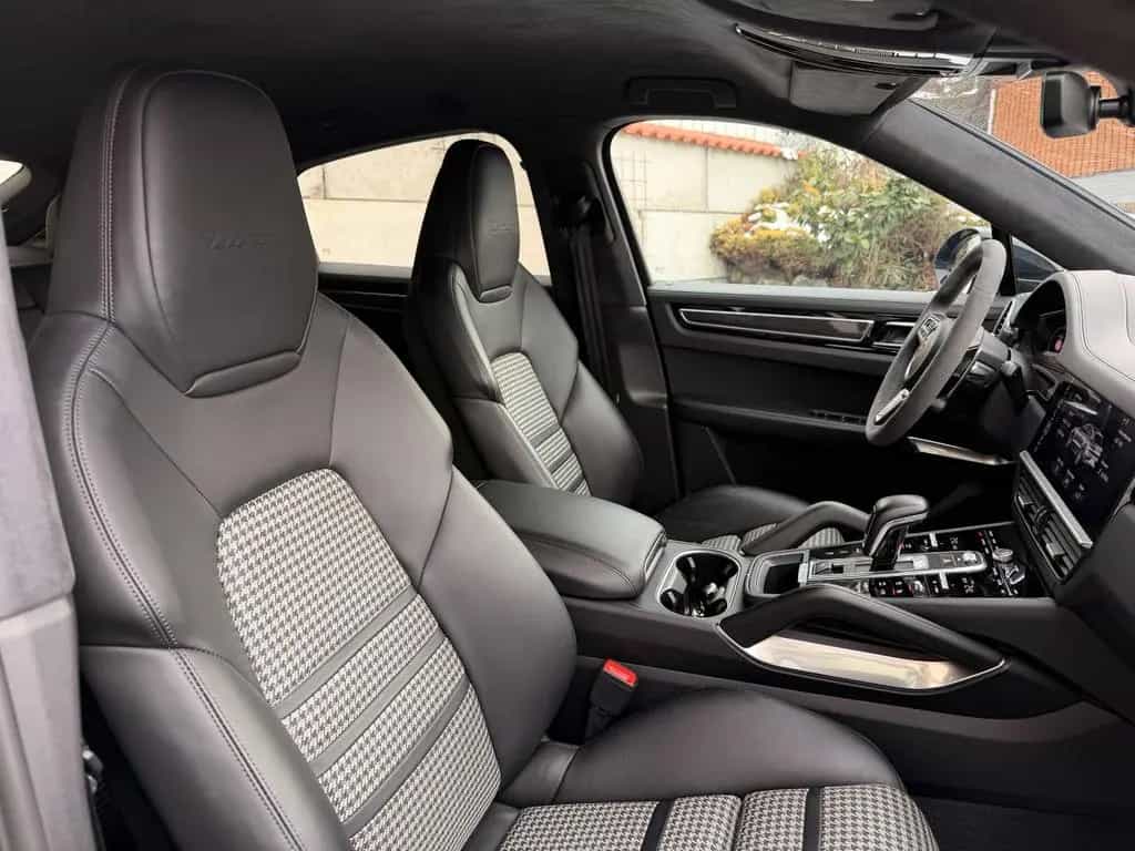Porsche Cayenne 01/2020-photo-22