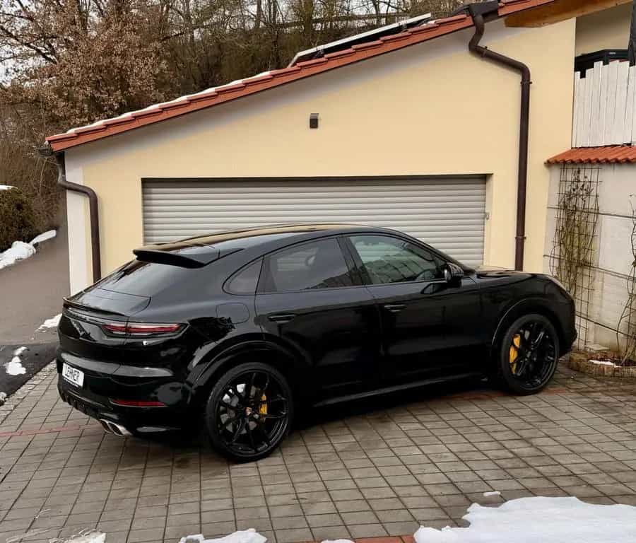 Porsche Cayenne 01/2020-photo-29