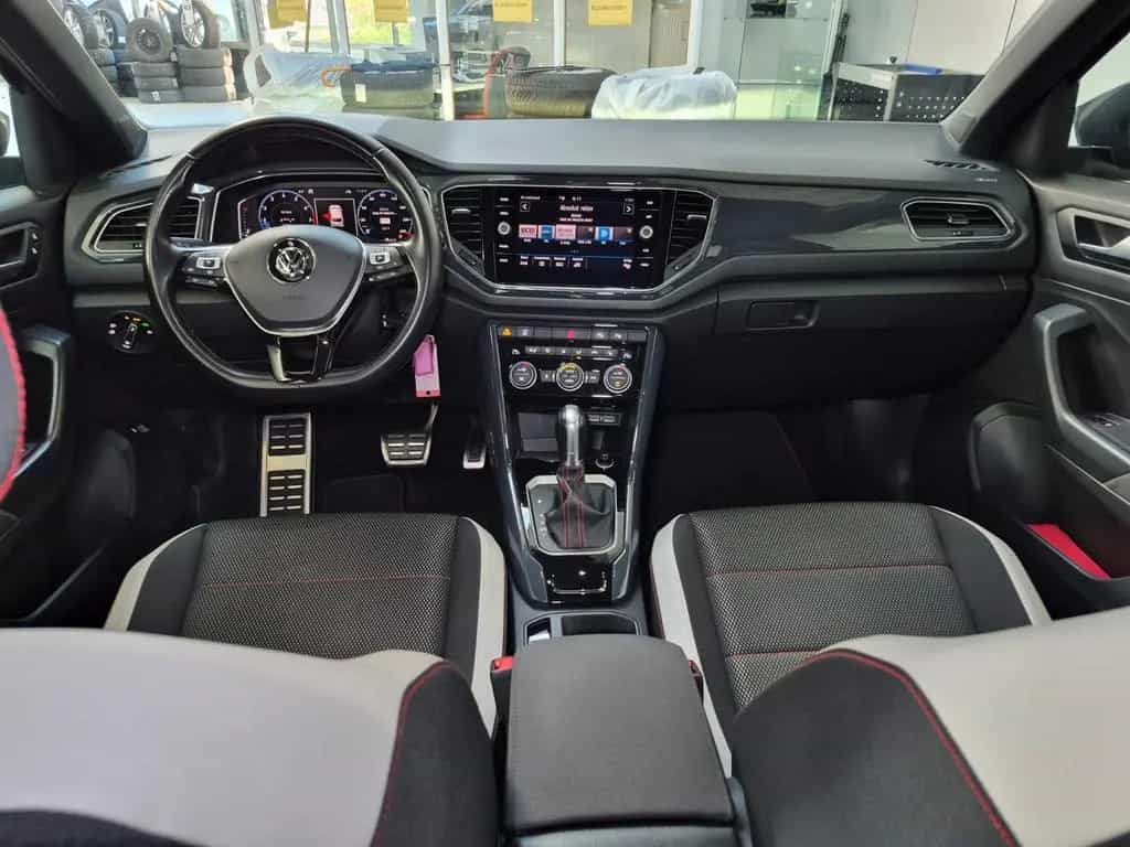 Volkswagen T-Roc Sport 1.5 TSI ACT DSG Standh. DCC AID 18" 12/2018-photo-11