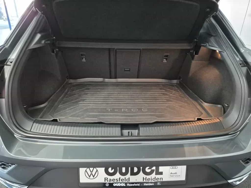 Volkswagen T-Roc Sport 1.5 TSI ACT DSG Standh. DCC AID 18" 12/2018-photo-16