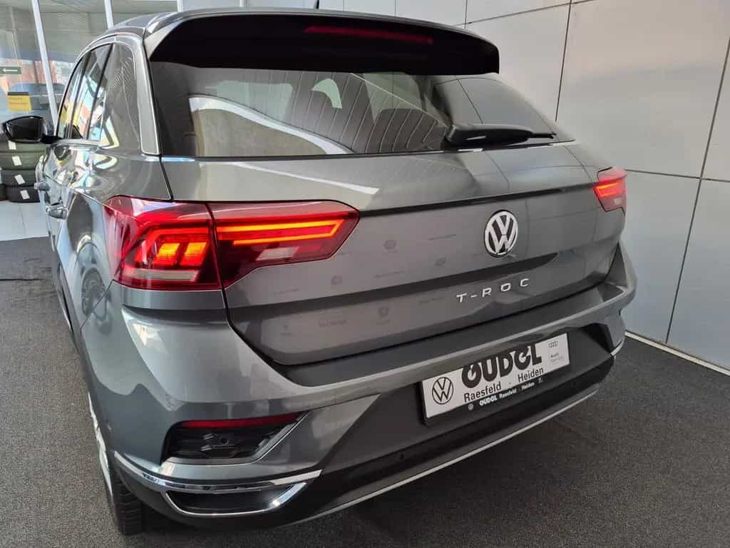 Volkswagen T-Roc Sport 1.5 TSI ACT DSG Standh. DCC AID 18" 12/2018-photo-5