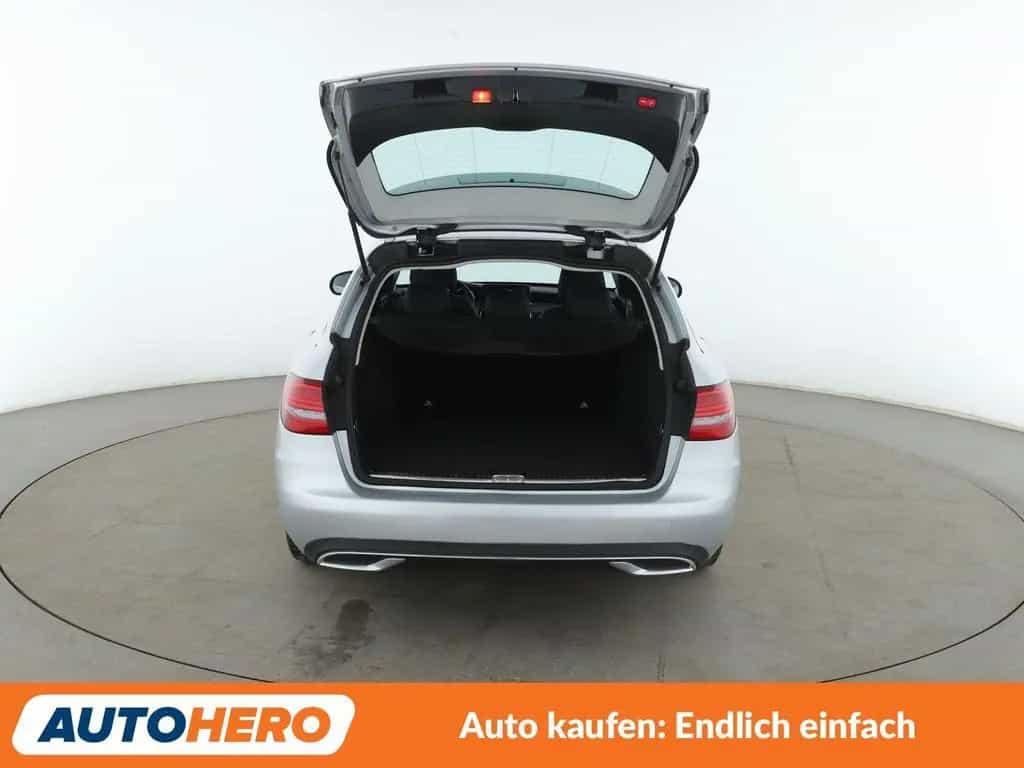 Mercedes-Benz C-Class 180 T Avantgarde Aut.*LED*NAVI*TEMPO*CAM*PDC* 10/2019-photo-16
