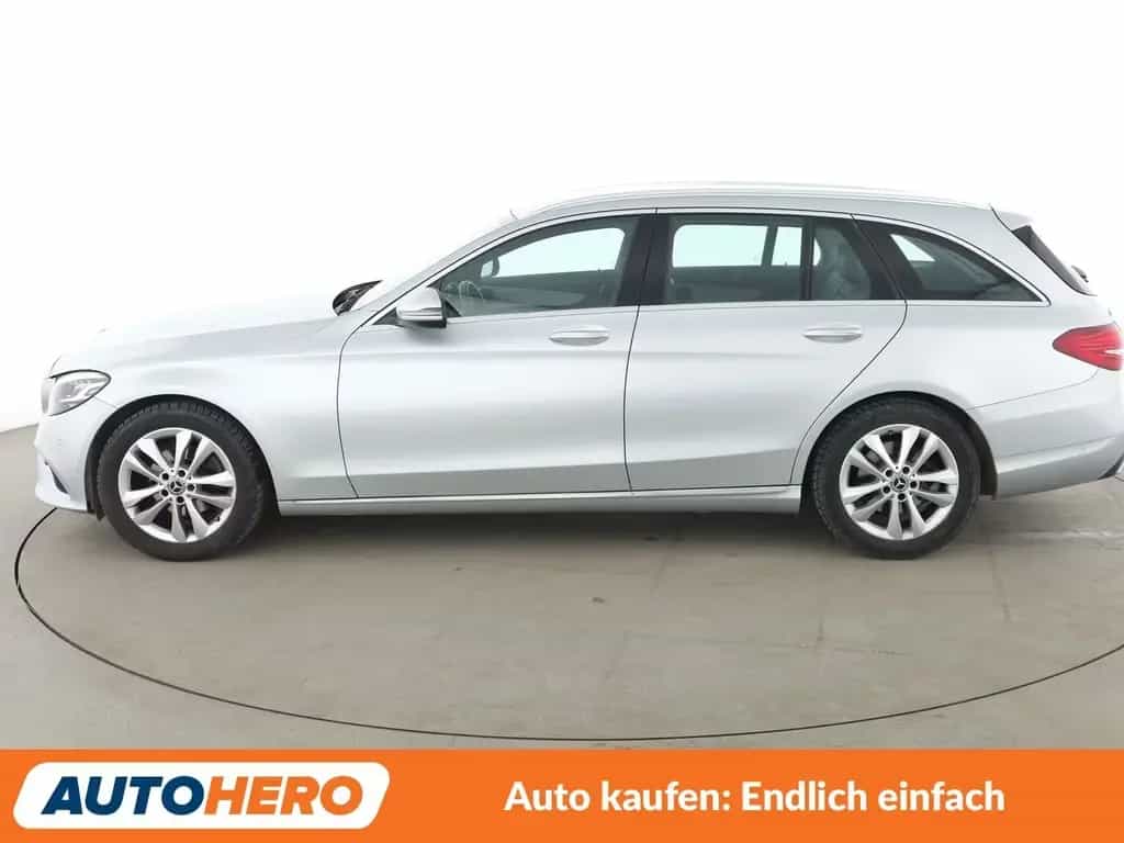 Mercedes-Benz C-Class 180 T Avantgarde Aut.*LED*NAVI*TEMPO*CAM*PDC* 10/2019-photo-2