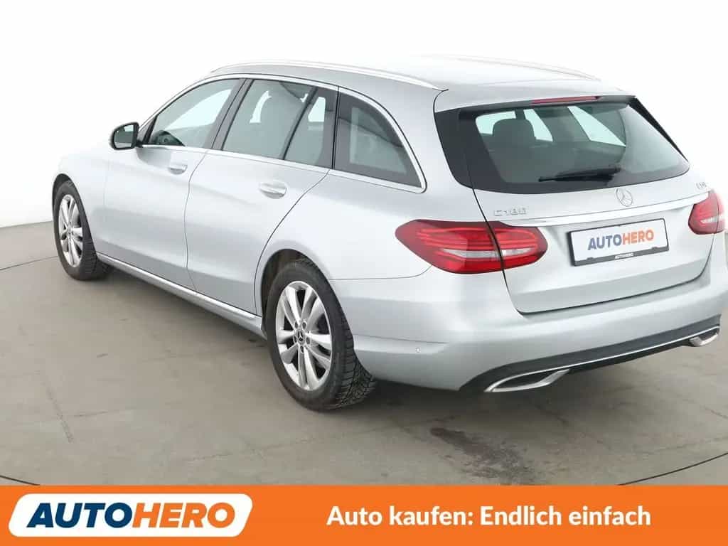 Mercedes-Benz C-Class 180 T Avantgarde Aut.*LED*NAVI*TEMPO*CAM*PDC* 10/2019-photo-3