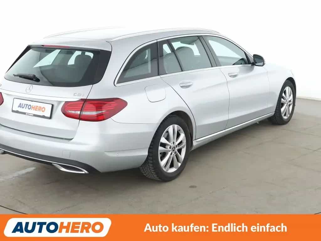 Mercedes-Benz C-Class 180 T Avantgarde Aut.*LED*NAVI*TEMPO*CAM*PDC* 10/2019-photo-5