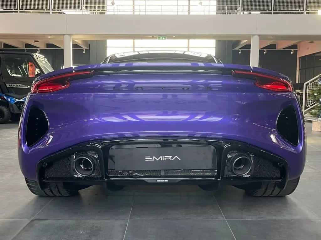 Lotus Emira Turbo SE MY26 null-photo-1