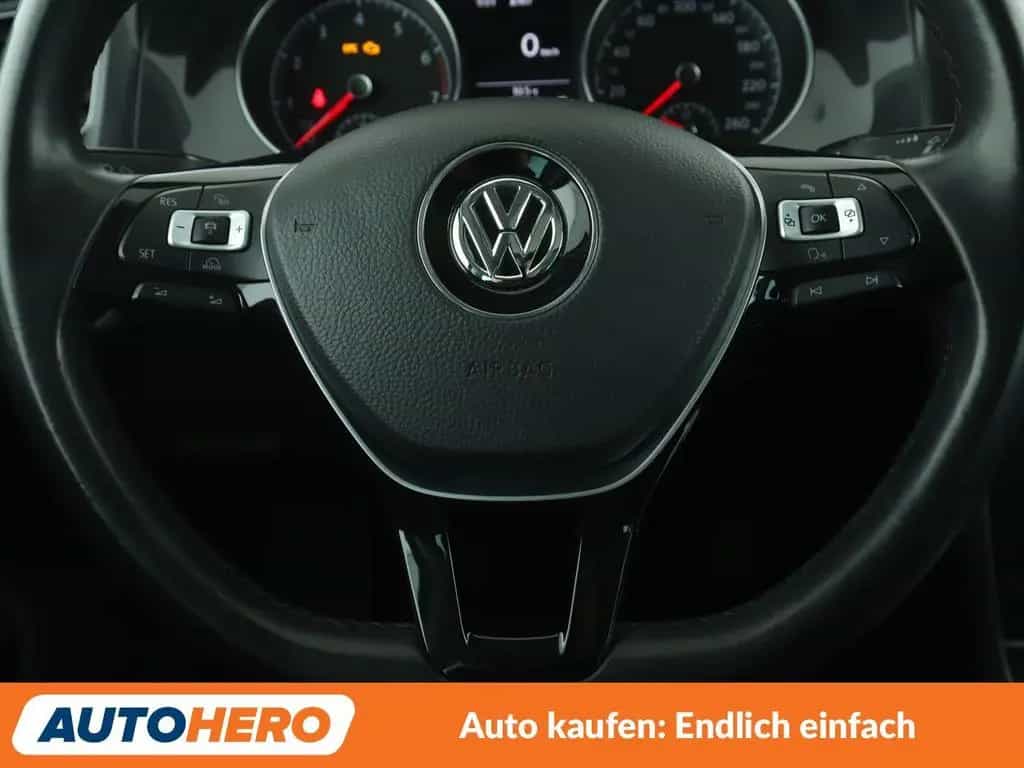 Volkswagen Golf VII 1.0 TSI Comfortline BM*NAVI*ACC*PDC* 06/2017-photo-17
