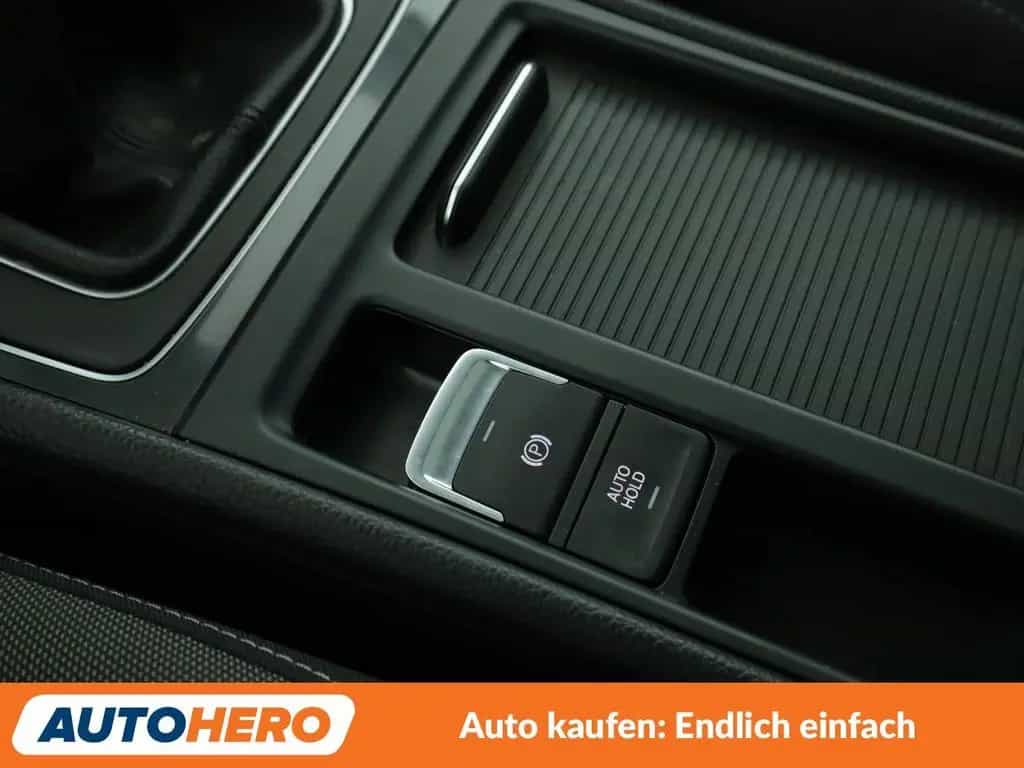 Volkswagen Golf VII 1.0 TSI Comfortline BM*NAVI*ACC*PDC* 06/2017-photo-26