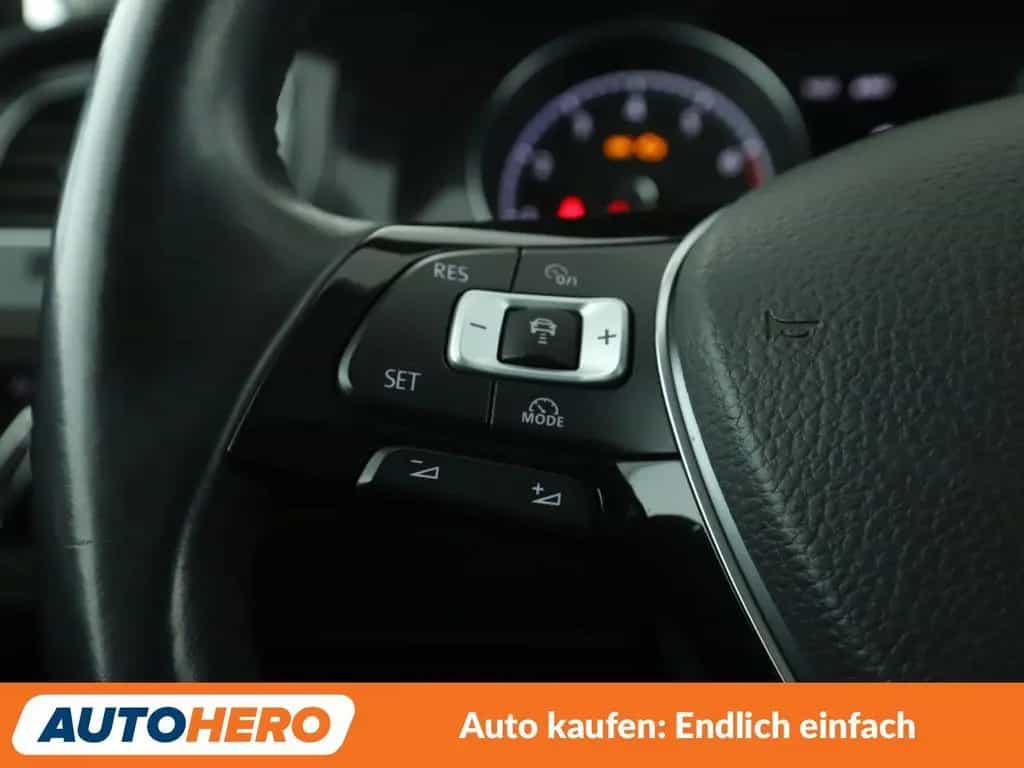 Volkswagen Golf VII 1.0 TSI Comfortline BM*NAVI*ACC*PDC* 06/2017-photo-29