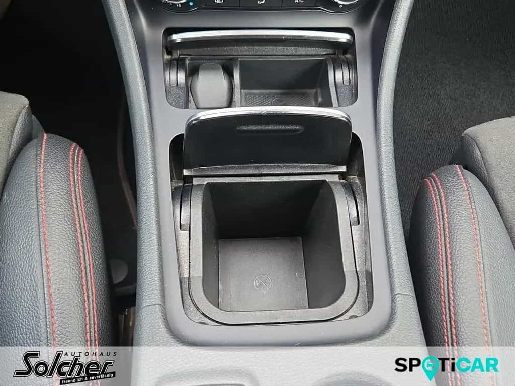 Mercedes-Benz GLA 200 AMG Line*Automatik*Navi*Panoramadach* 04/2019-photo-20