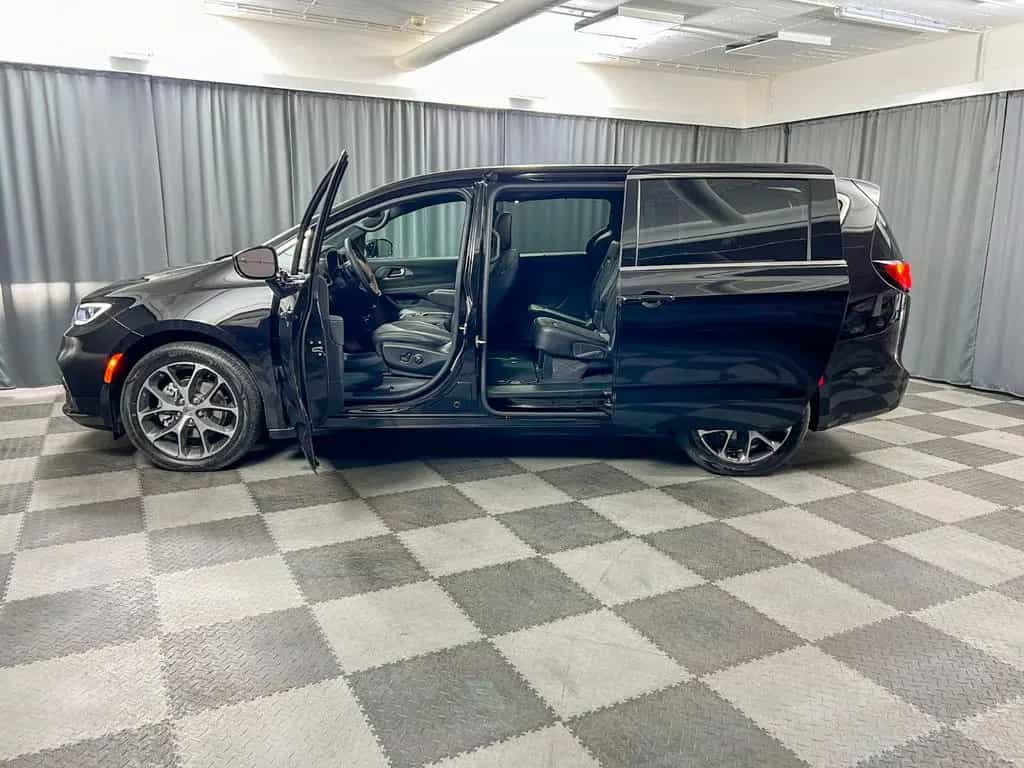 Chrysler Pacifica Select 2026, 360°,Schiebedach, 20 Zoll null-photo-5