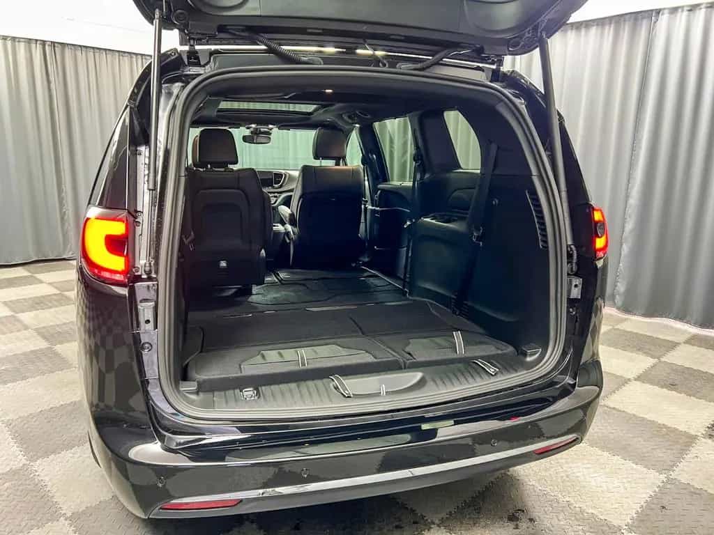 Chrysler Pacifica Select 2026, 360°,Schiebedach, 20 Zoll null-photo-10