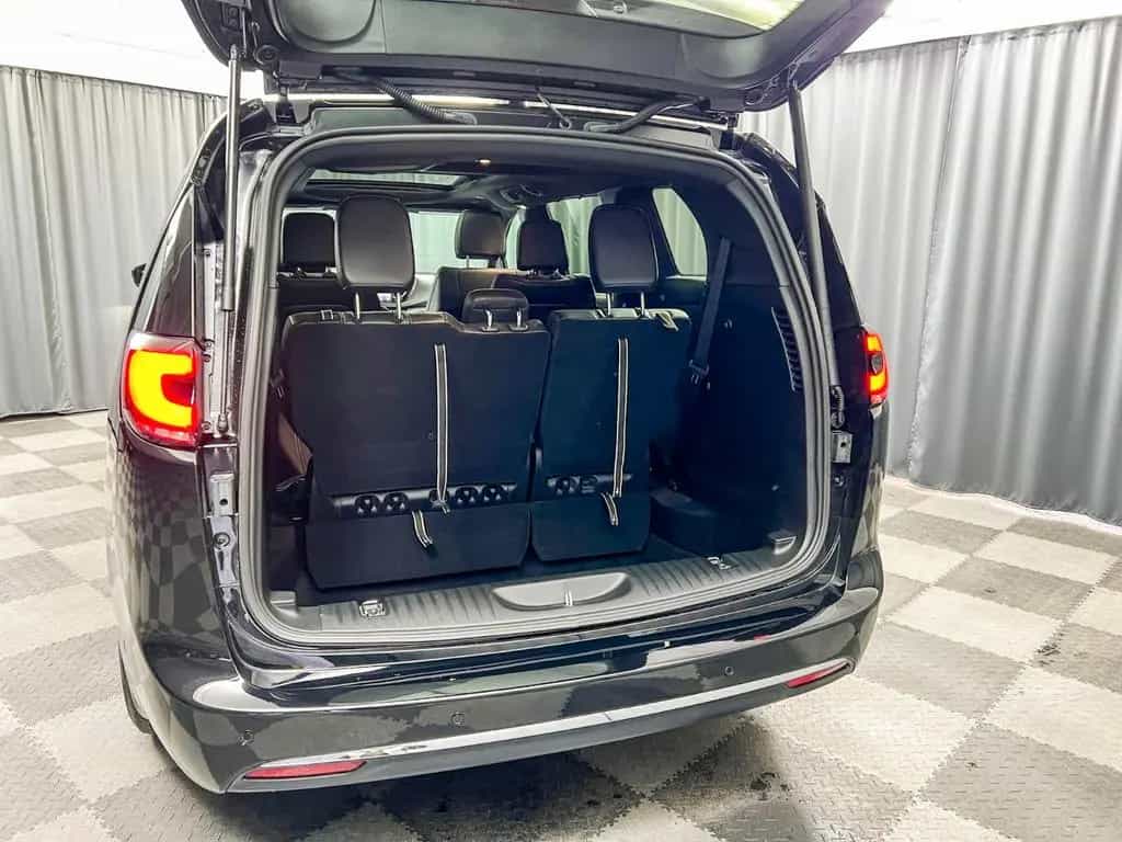 Chrysler Pacifica Select 2026,Leder,7-Sitzer,360°-Kamera null-photo-14