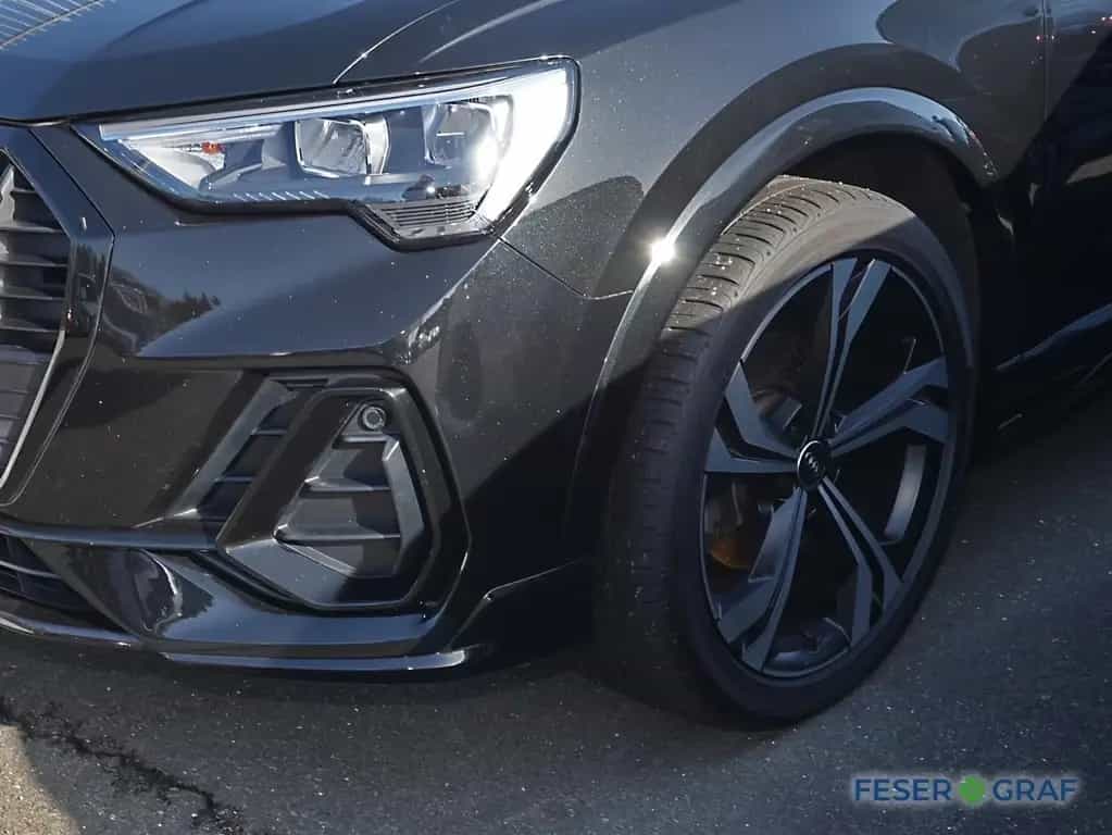 Audi Q3 35 TFSI S tronic S Line Int Pano,AHK,SONOS 02/2023-photo-7