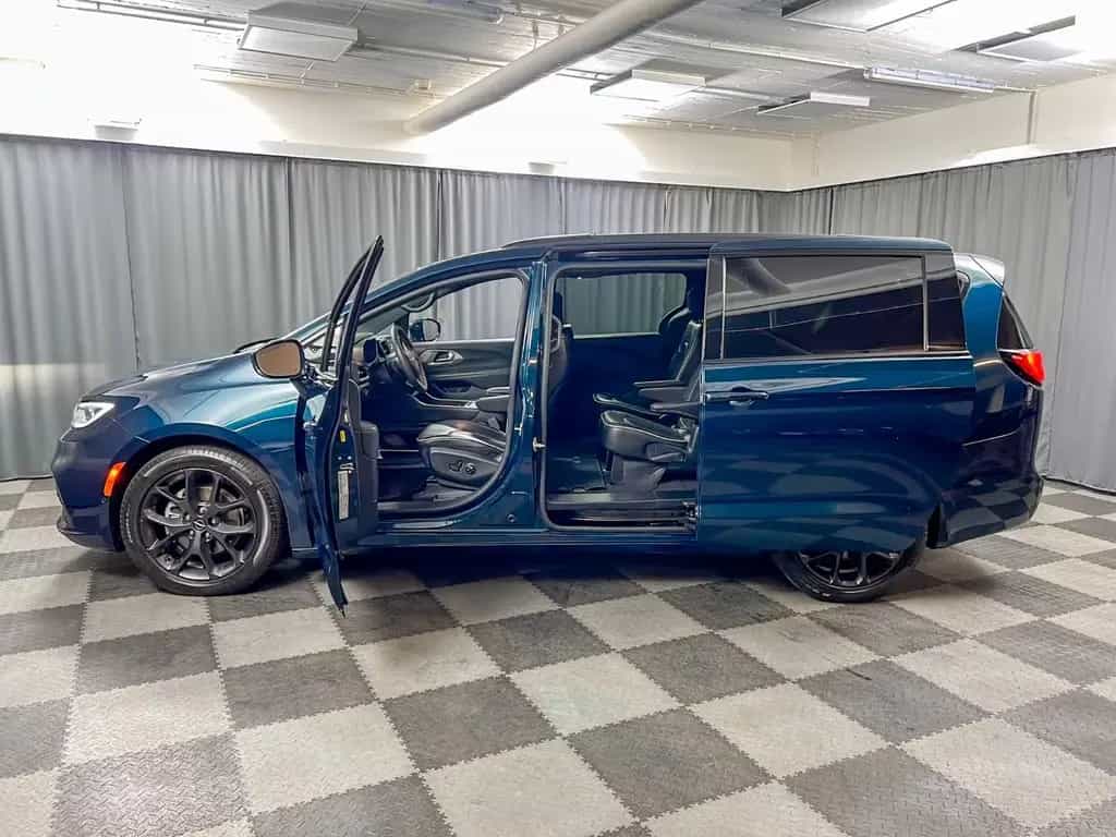 Chrysler Pacifica Limited S-Package,3.6l V6,UNFALLFREI 07/2022-photo-5